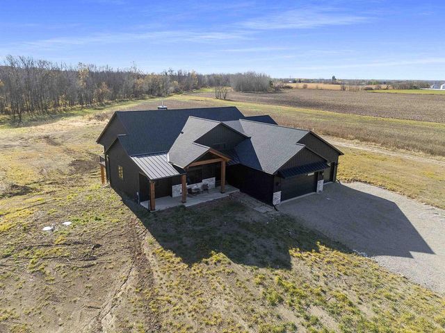 3701 DELCORE ROAD, Oconto, WI 54153