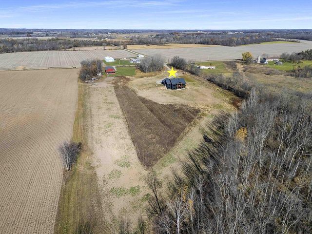 3701 DELCORE ROAD, Oconto, WI 54153