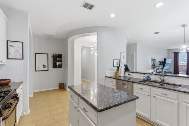 509 Grayson Lane, Lake Dallas, TX 75065