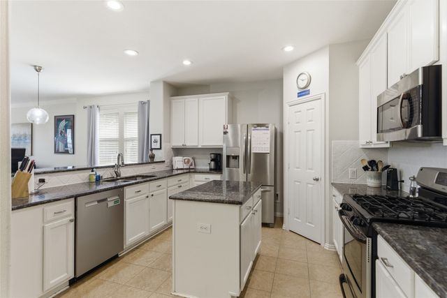 509 Grayson Lane, Lake Dallas, TX 75065