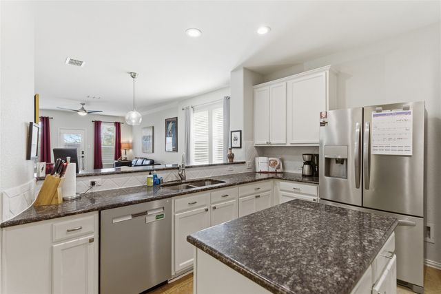 509 Grayson Lane, Lake Dallas, TX 75065