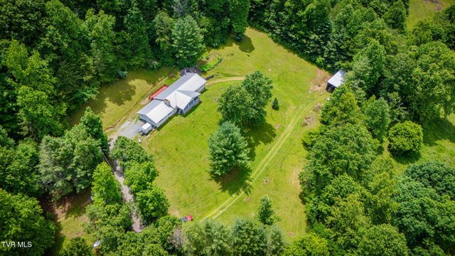 959 Dry Creek Road, Jonesborough, TN 37659