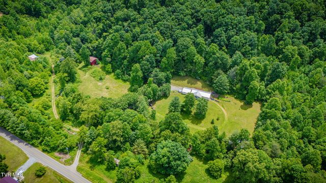 959 Dry Creek Road, Jonesborough, TN 37659