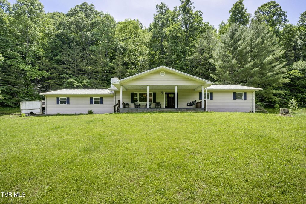 959 Dry Creek Road, Jonesborough, TN 37659
