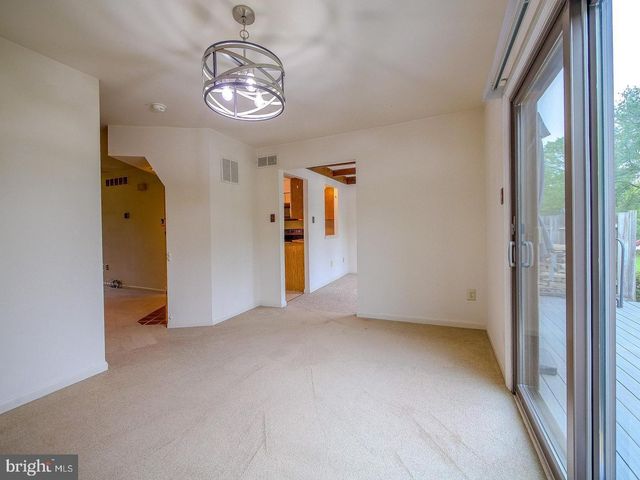 1001 WINFIELD CT, Lansdale, PA 19446