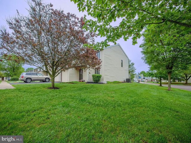 1001 WINFIELD CT, Lansdale, PA 19446