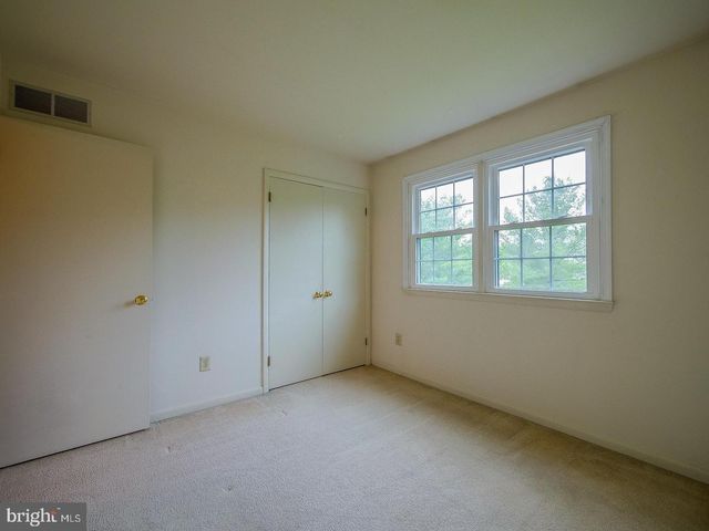 1001 WINFIELD CT, Lansdale, PA 19446