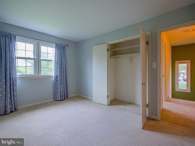 1001 WINFIELD CT, Lansdale, PA 19446