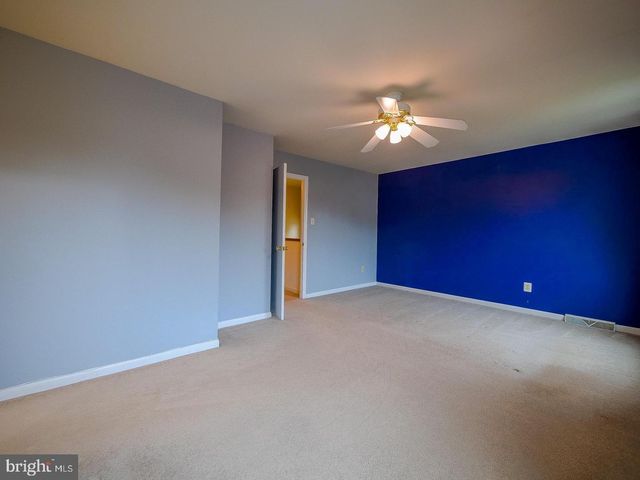 1001 WINFIELD CT, Lansdale, PA 19446