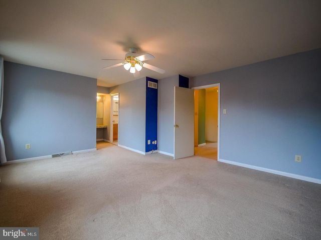 1001 WINFIELD CT, Lansdale, PA 19446