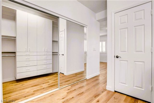 10247 SPLENDOR RIDGE Avenue, Las Vegas, NV 89135