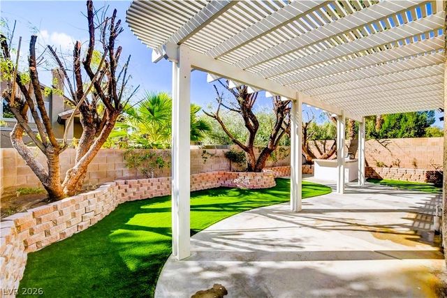 10247 SPLENDOR RIDGE Avenue, Las Vegas, NV 89135