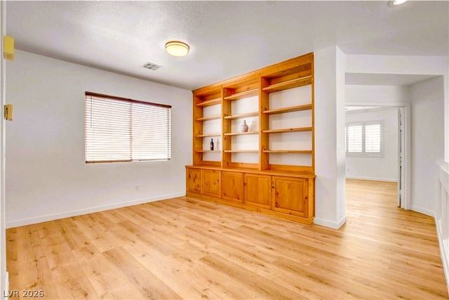 10247 SPLENDOR RIDGE Avenue, Las Vegas, NV 89135