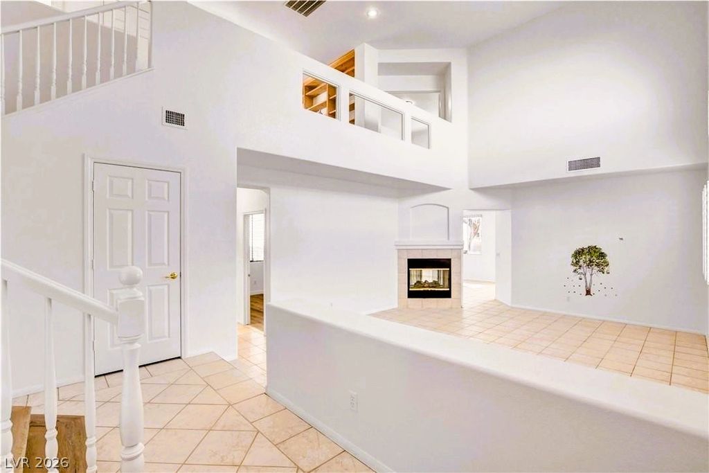 10247 SPLENDOR RIDGE Avenue, Las Vegas, NV 89135