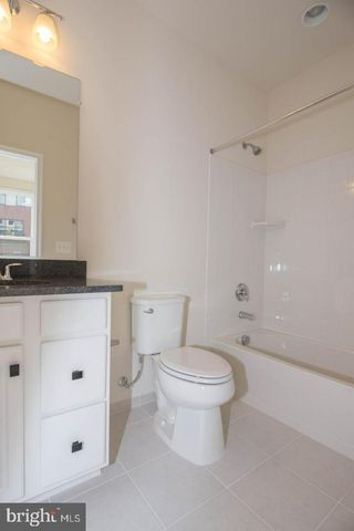 4931 TRAIL VISTA LN, Chantilly, VA 20151