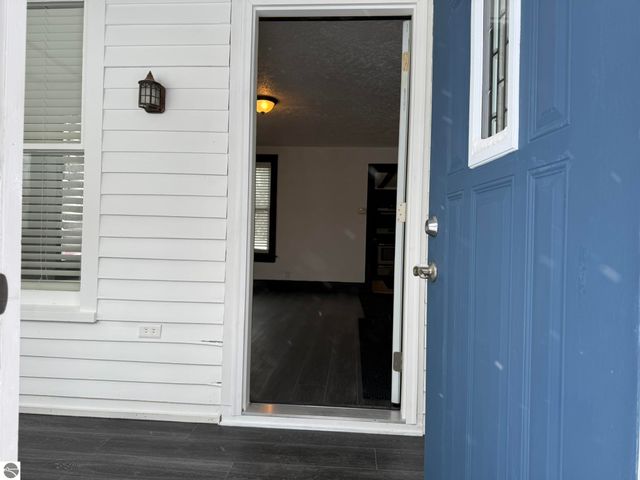 1583 State Street, Grawn, MI 49637