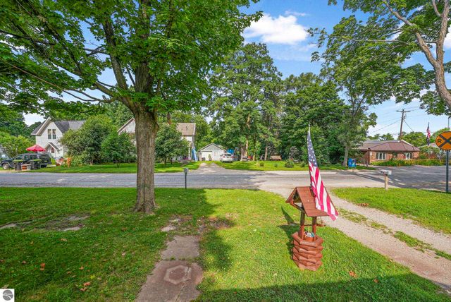 1583 State Street, Grawn, MI 49637