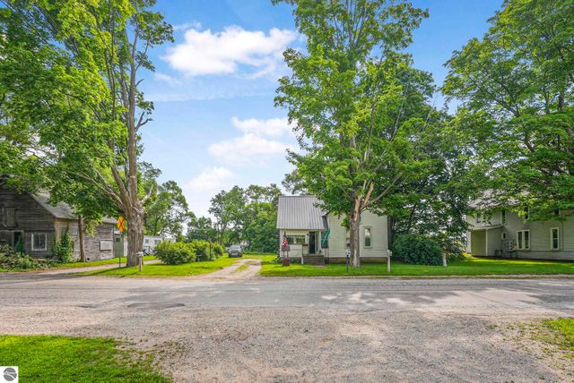 1583 State Street, Grawn, MI 49637