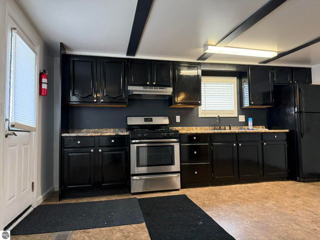 1583 State Street, Grawn, MI 49637