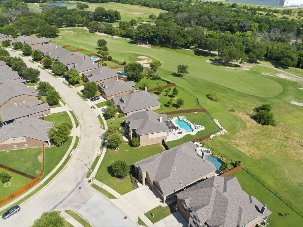 15601 Mirasol Drive, Fort Worth, TX 76177