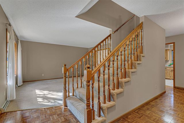 1541 Prairie Hill Road, Saint Cloud, MN 56301