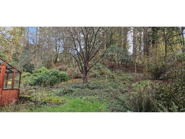 18300 BRYANT Rd, Lake Oswego, OR 97034