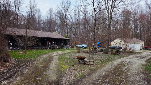 964 W Rabbit Run W, Martinsville, IN 46151