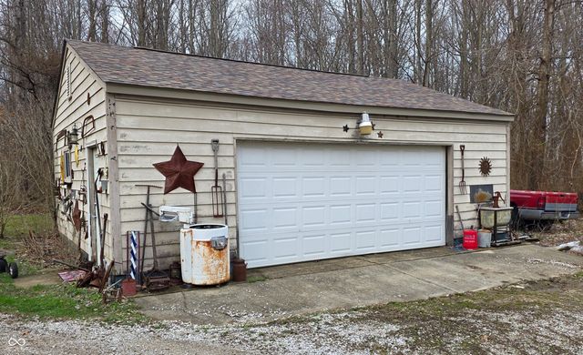 964 W Rabbit Run W, Martinsville, IN 46151