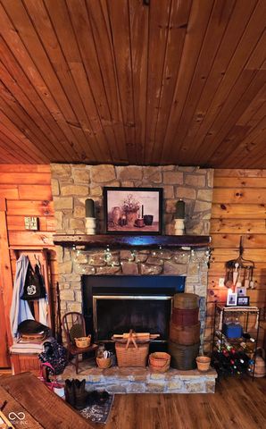 964 W Rabbit Run W, Martinsville, IN 46151