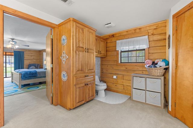 110 Southwood Forest Road, Huntsville, TX 77340