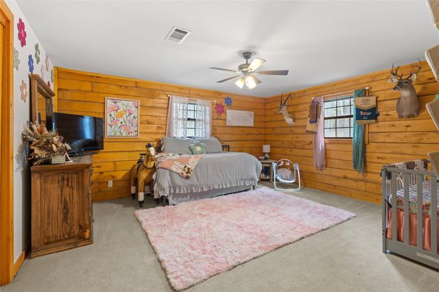 110 Southwood Forest Road, Huntsville, TX 77340