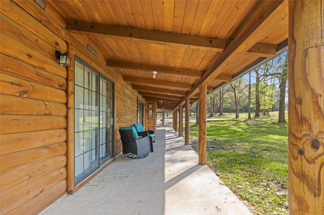 110 Southwood Forest Road, Huntsville, TX 77340