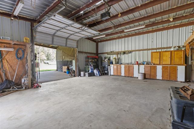 110 Southwood Forest Road, Huntsville, TX 77340
