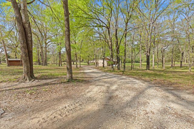 110 Southwood Forest Road, Huntsville, TX 77340