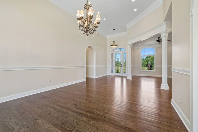 250 Bonwood Dr, Murfreesboro, TN 37128