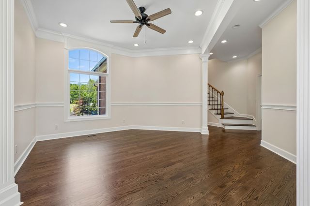250 Bonwood Dr, Murfreesboro, TN 37128