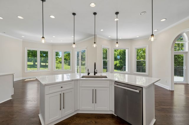 250 Bonwood Dr, Murfreesboro, TN 37128