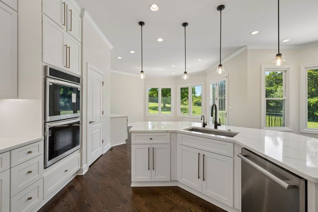 250 Bonwood Dr, Murfreesboro, TN 37128
