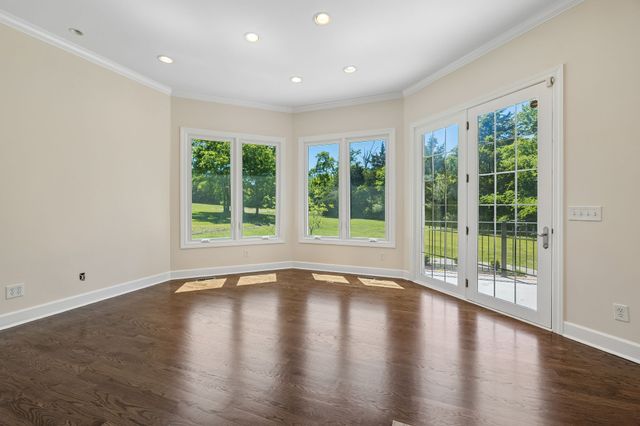 250 Bonwood Dr, Murfreesboro, TN 37128
