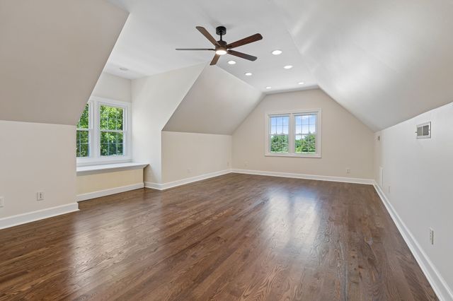 250 Bonwood Dr, Murfreesboro, TN 37128