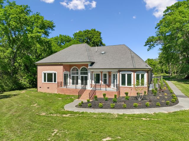 250 Bonwood Dr, Murfreesboro, TN 37128