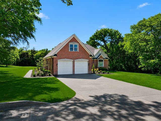 250 Bonwood Dr, Murfreesboro, TN 37128