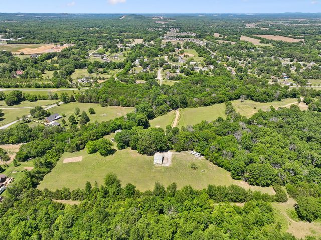 250 Bonwood Dr, Murfreesboro, TN 37128