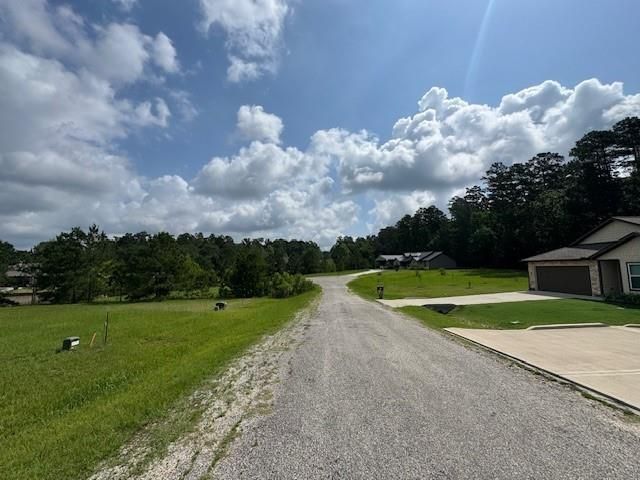 37 Silver Lakes Drive, Huntsville, TX 77340