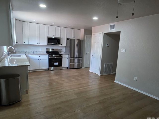 7009 Glen Mist Unit 36, San Antonio, TX 78239