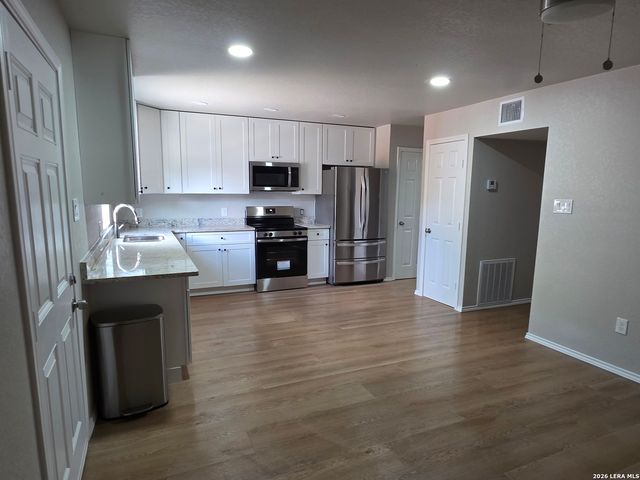 7009 Glen Mist Unit 36, San Antonio, TX 78239