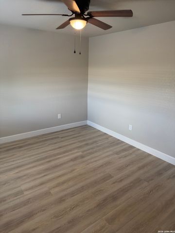 7009 Glen Mist Unit 36, San Antonio, TX 78239