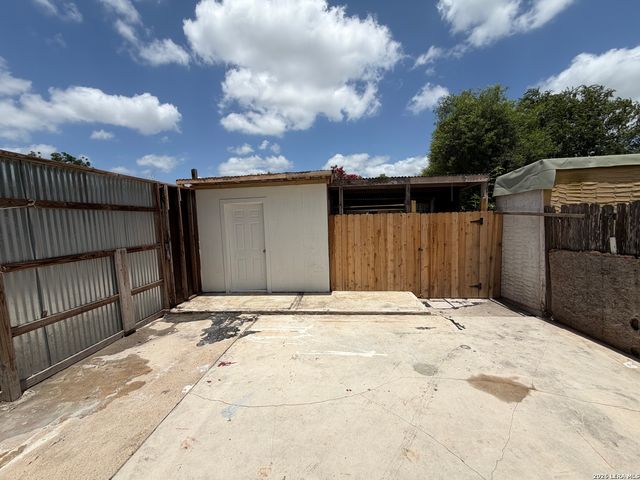 7009 Glen Mist Unit 36, San Antonio, TX 78239