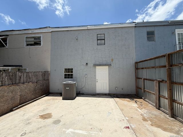 7009 Glen Mist Unit 36, San Antonio, TX 78239