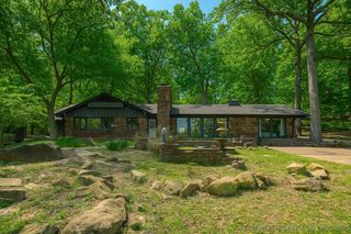 1645 Marian Lane, Eufaula, OK 74432